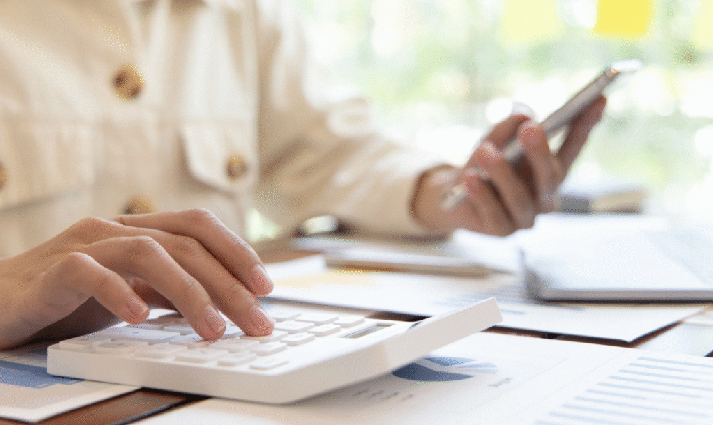 How to set freelance rates: a guide to pricing (plus a freelance rate calculator)